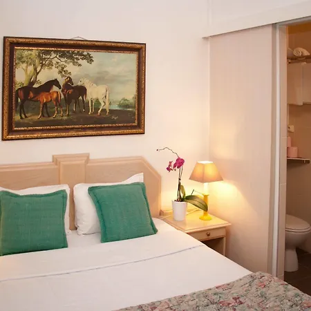 Pensión Castel De Siam 3*