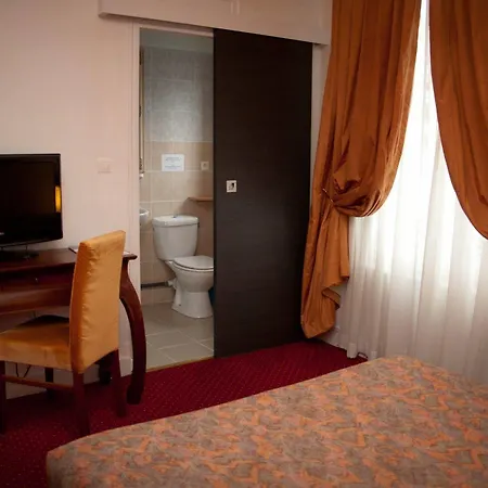 Pensión Chez Madame Cailleau 3*