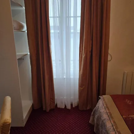 Chez Madame Cailleau Maison d'hôtes 3*