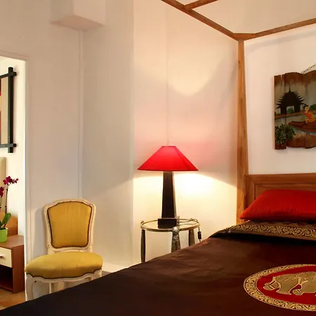 Castel De Siam 招待所 3*